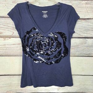 Express Navy Sequin Rose V-Neck Tee Women’s S
